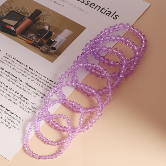 Elegant Purple Beaded Bracelet - Picture 2 of 7